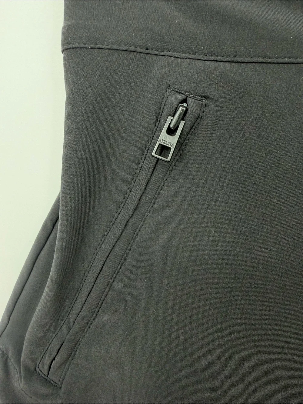 Athleta Everyday Black Athletic Mid Rise Shorts with Zip Pockets